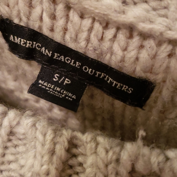 American eagle sweater - Picture 3 of 3